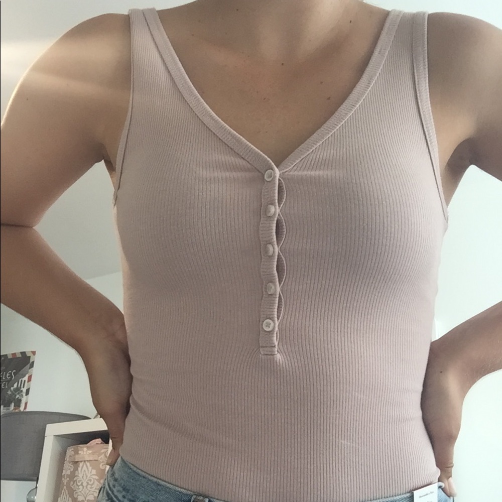 Comfy and stretchy Abercrombie and Fitch bodysuit!